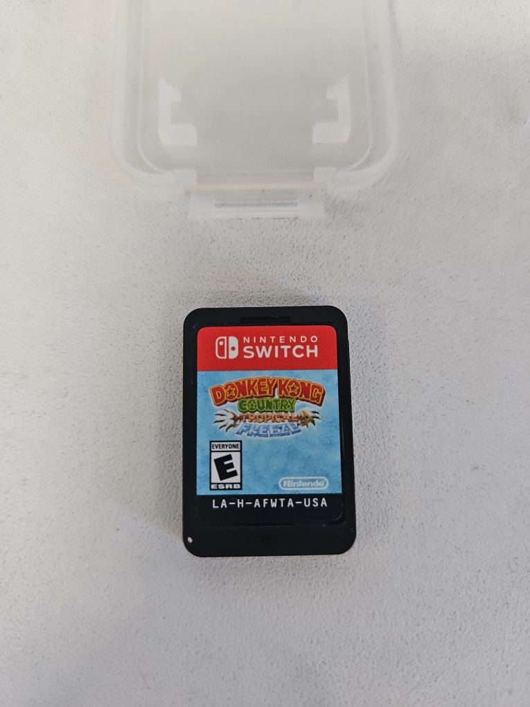 Nintendo Switch Donkey Kong Country Tropical Freeze CARTRIDGE ONLY 813053-1