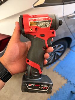 Milwaukee M12 Cordless Impact Driver