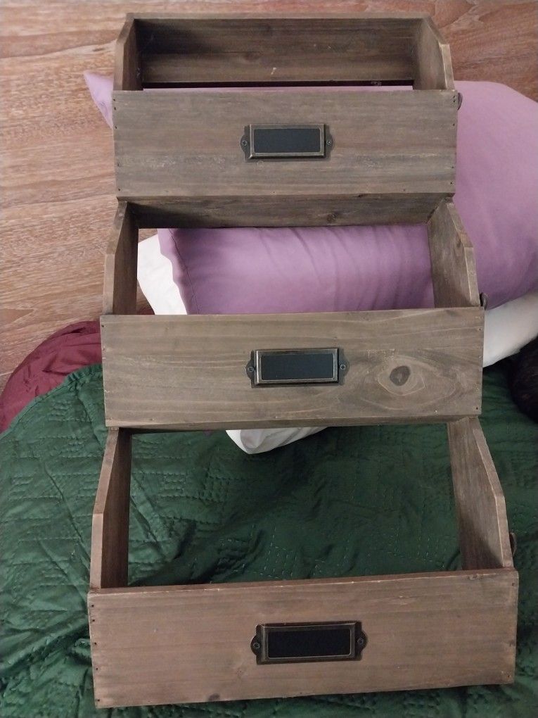 3 Holder To Put Mail And 3 Place Hooks On Side 15 Dollars