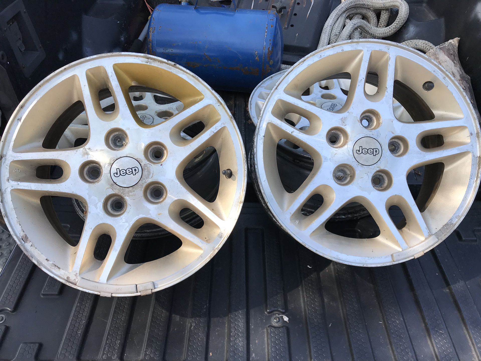 Jeep Grand Cherokee aluminum wheels 16”
