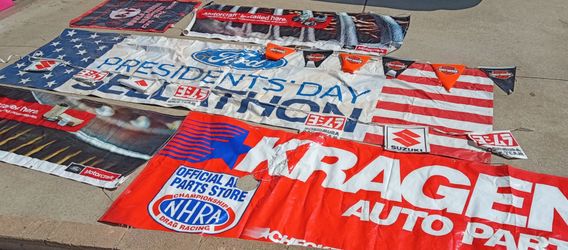 Vinyl Banners and Flag Banners