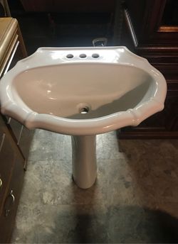 Bathroom sink