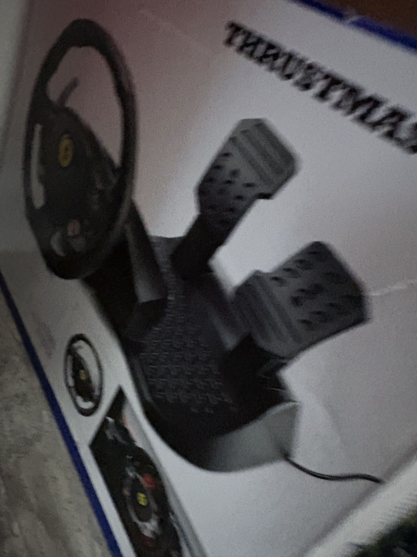 ThrustMaster T80 Ferrari 488 GTB Edition (PS4 / PS5/pc)