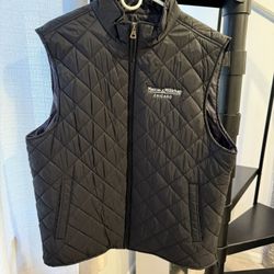 Men’s Quilted Vest