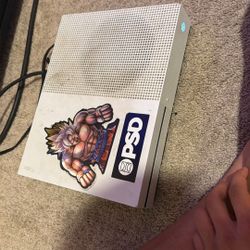 Selling Old Xbox One White Uses