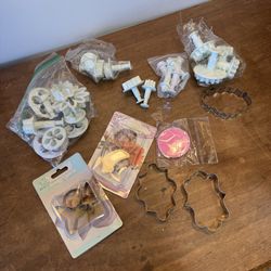 Cake Decorating Tools & Fondant Cutter Set