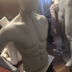 Mannequins