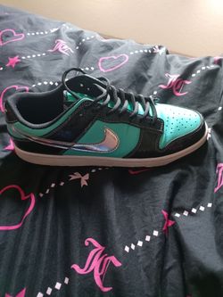 The Nike SB Dunk Low Diamond Supply Co. is a skateboarding sneaker