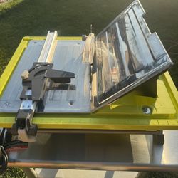 RYOBI 4.8 -Amps 7 in. Blade Corded Tabletop Wet Tile Saw