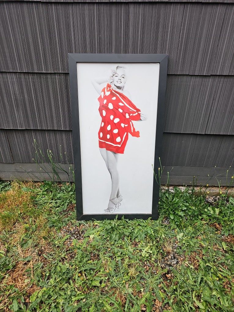 Marilyn Monroe Large Photo In Frame