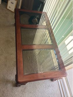 Coffee table with 2 end tables