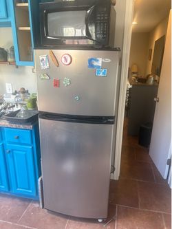 whirlpool studio fridge