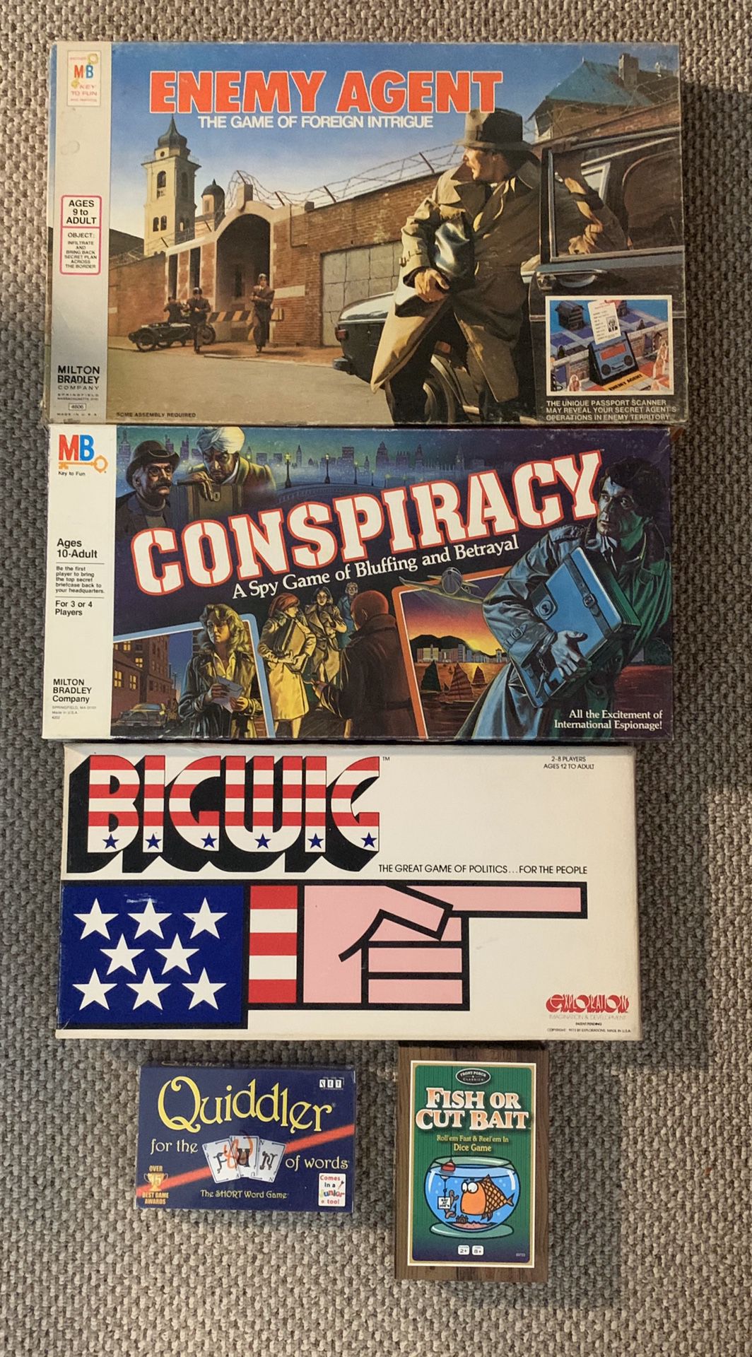 Lot of 5 Card and Board games Bigwig Conspiracy Enemy Agent Quiddler Fish and Cut Bait