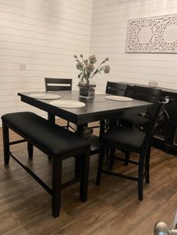 Dinning Table