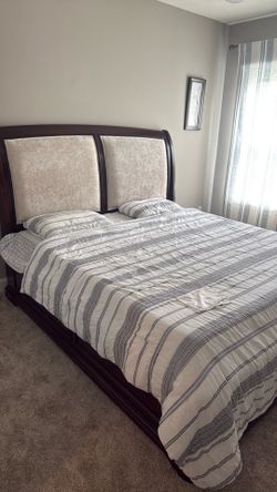 King Size Bed  with storage from Levin in excellent condition with Mattress