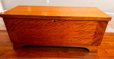 Antique  victorian Cedar Chest