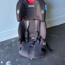 Graco Adjustable Car Seat/booster 
