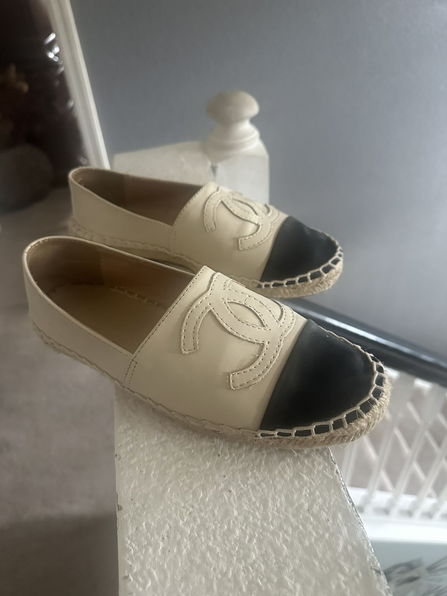 Black And Cream Chanel espadrilles Six 8.5