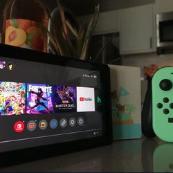 Nintendo Switch V2 Complete Box Set Limited Edition 