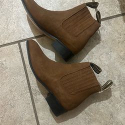 Brand new boots size 12