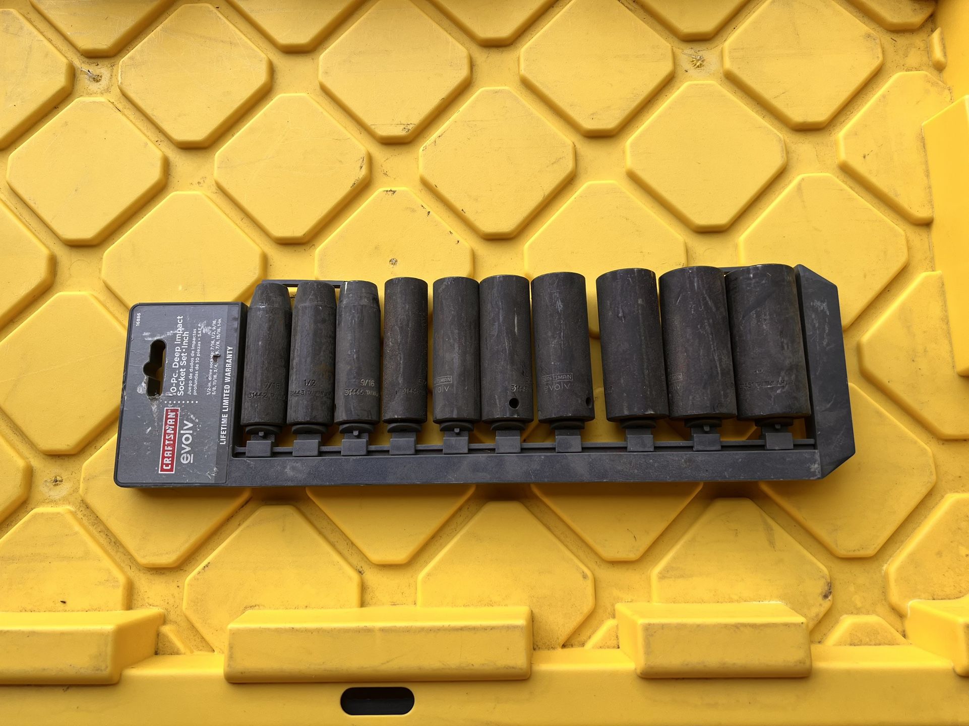 Craftsman evolv 10 pc Deep Impact Socket Set.Inch 7/16,1/2,9/16,5/8,11/16,3/ 4,13/16,7/8,15/16 and 1