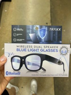 NWT Wireless Dual Speaker blue light Sunglasses