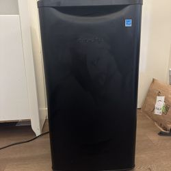 Danby Mini Fridge 