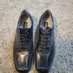 Men's  Black Dress Shoes...size 12