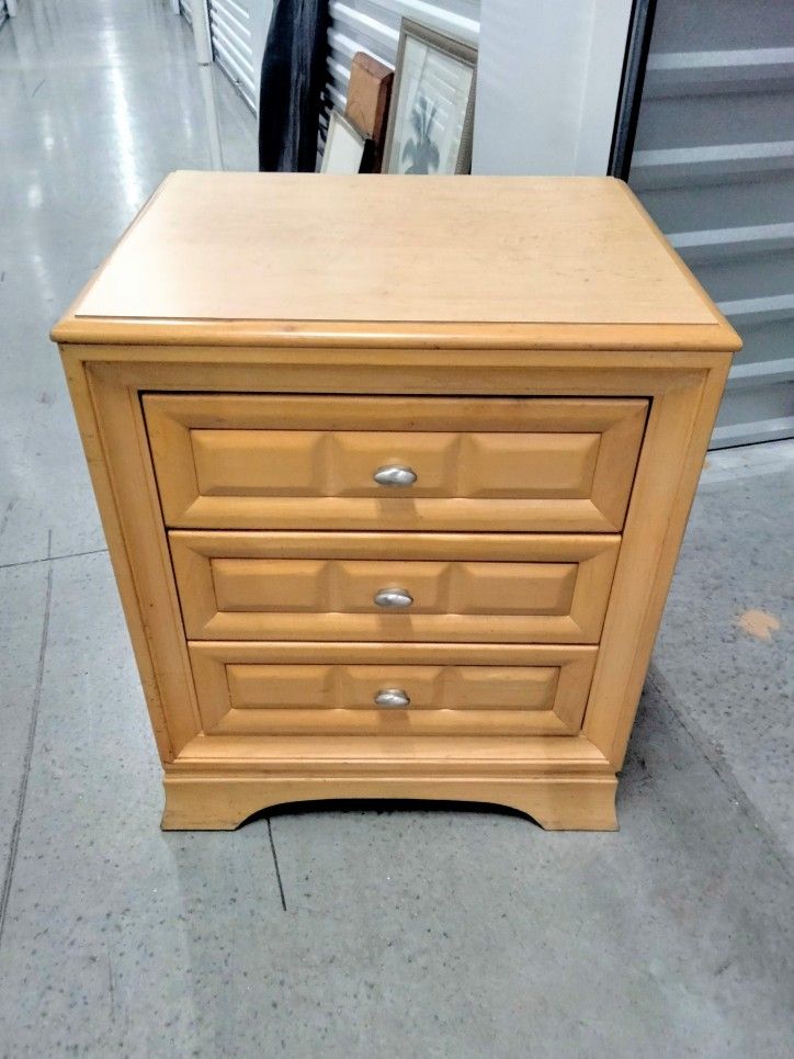 End Table For Sale