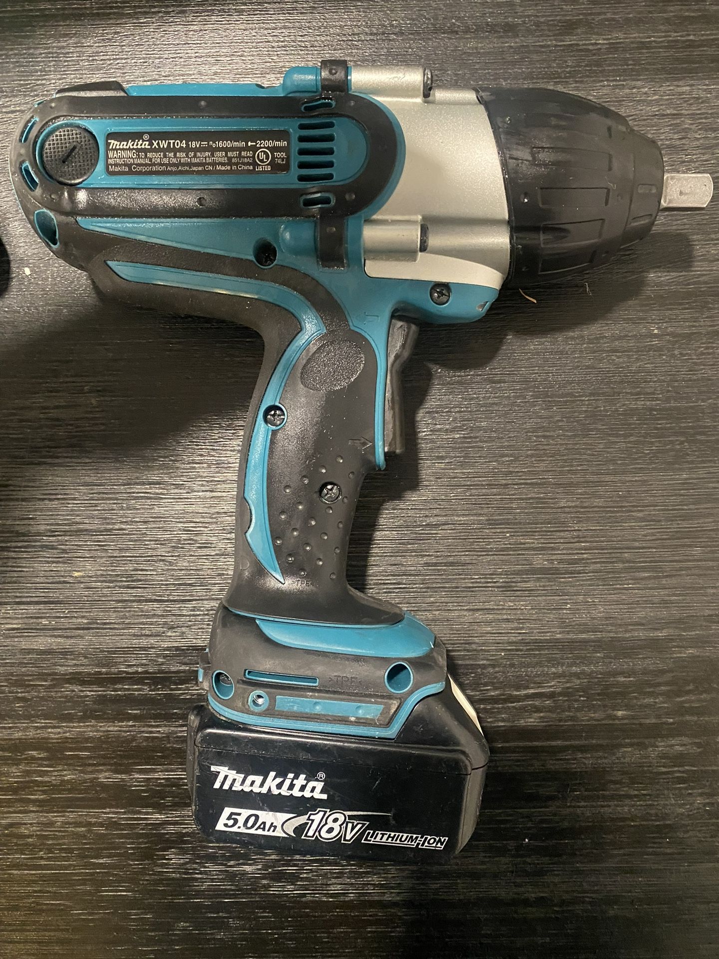Makita 18volt LXT with battery, charger and bag