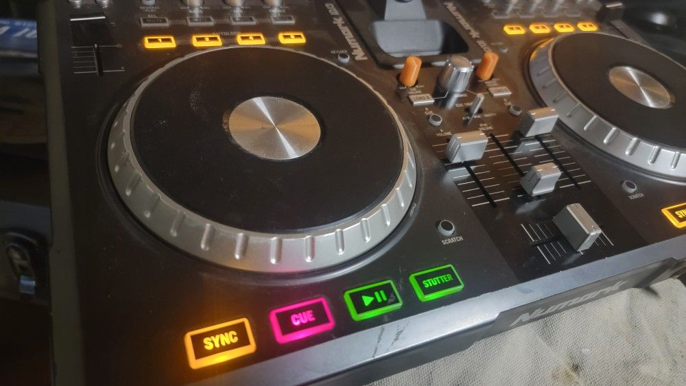 Numark iDJ3