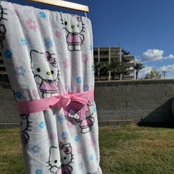 Hello Kitty Blanket 