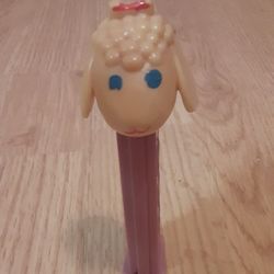 Pez - Shari Lewis Lamb Chop - Super Rare - Patent Stamp On Wrong Side Yugoslavia