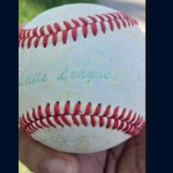 BUCKET OF ( 25) Baseballs "MIXED" IF YOU DO NOT HAVE $85   PLEASE DO "NOT" CONTACT ME. "FIRM" PRICE
