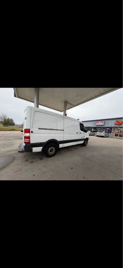 2012 freight liner Sprinter 2500