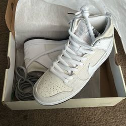 Nike Sb Anti Hero Size 9 Mens Deadstock 