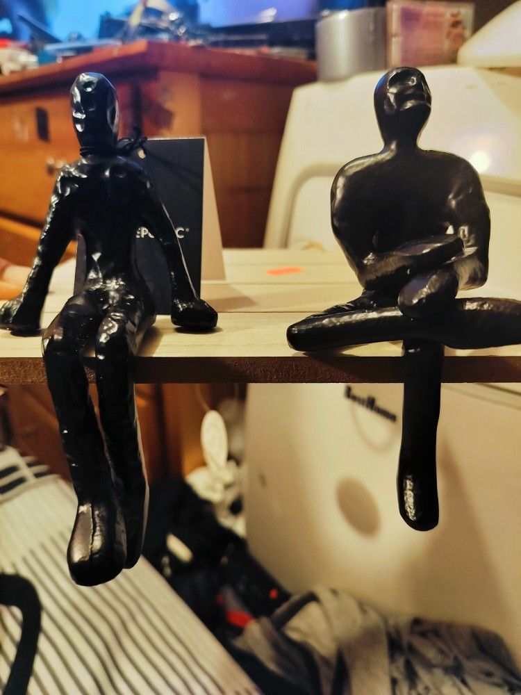 Coco Republic Statues