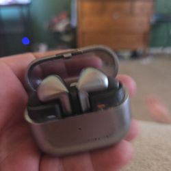 Samsung Galexy 3 Earbuds