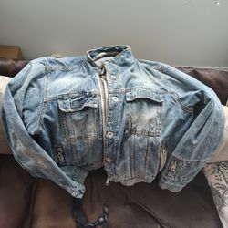 Ben Taverniti Men's Denim Jacket. Adjustable With Buttons And Zippers. 