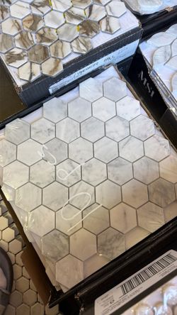 10 pieces marble back plash $59