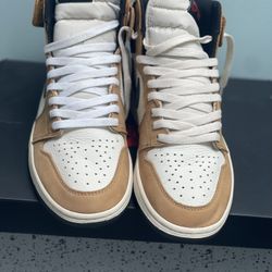 Air Jordan 1 Retro High OG "ROOKIE OF THE YEAR" Size 10. Pre Owned