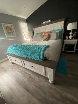 California King Bed - Beautiful