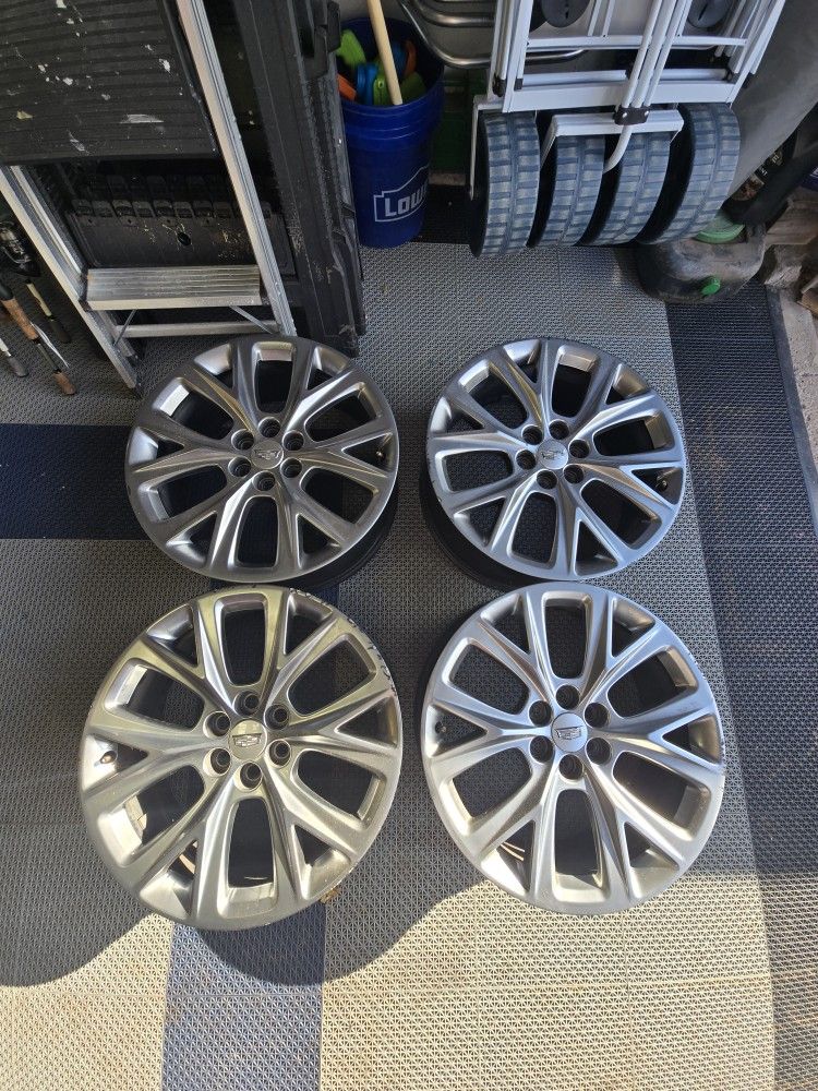 2022 Cadillac Xt6 Rims