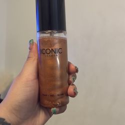 Iconic London setting spray