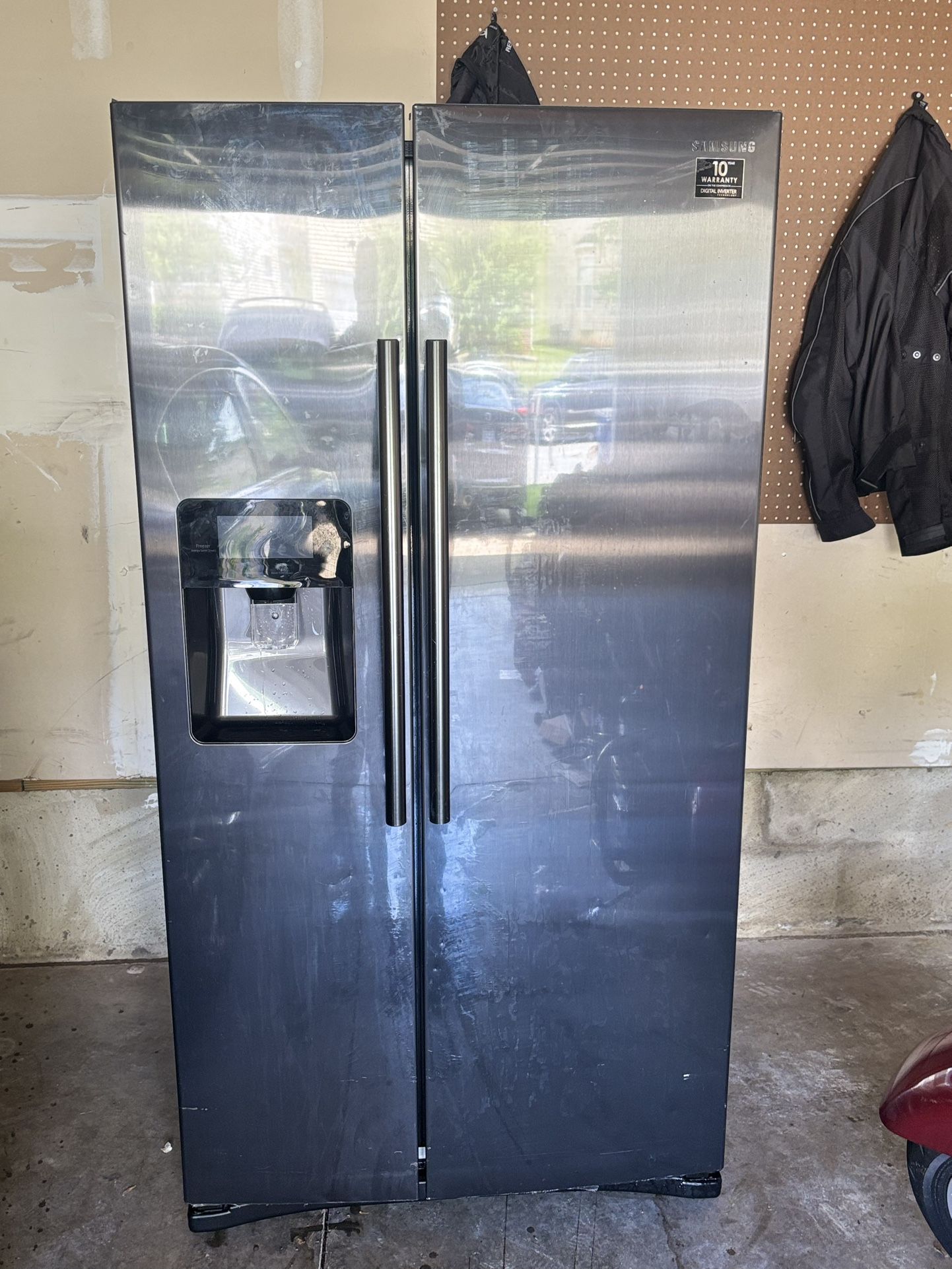 Samsung Refrigerator - 24.5 Cu. Ft.