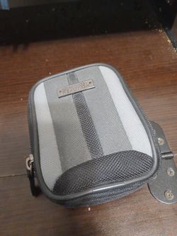 Kenneth Cole Reaction Zipper Case