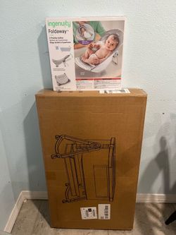 Pink Baby bassinet & baby bath seat