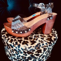 Adorable MADDEN GIRL Leopard Print Platform Sandals, size 10 (new)