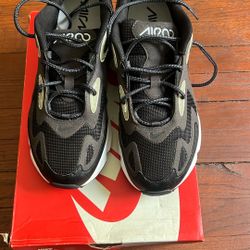 Nike  Air Max 200 WTR Size 8 Men’s
