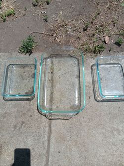 !! 3 Baking Dishes Price For All